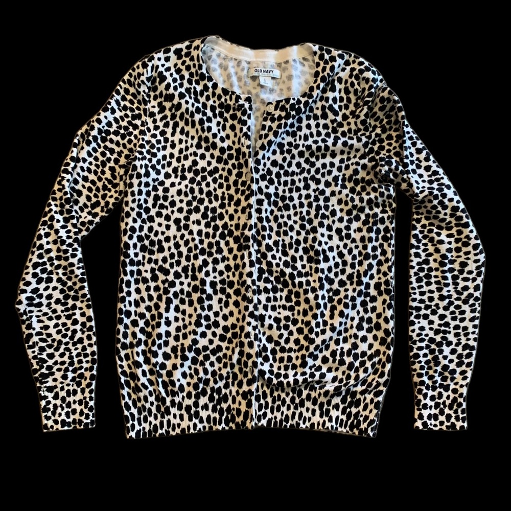 Old Navy button up Dalmatian print cardigan